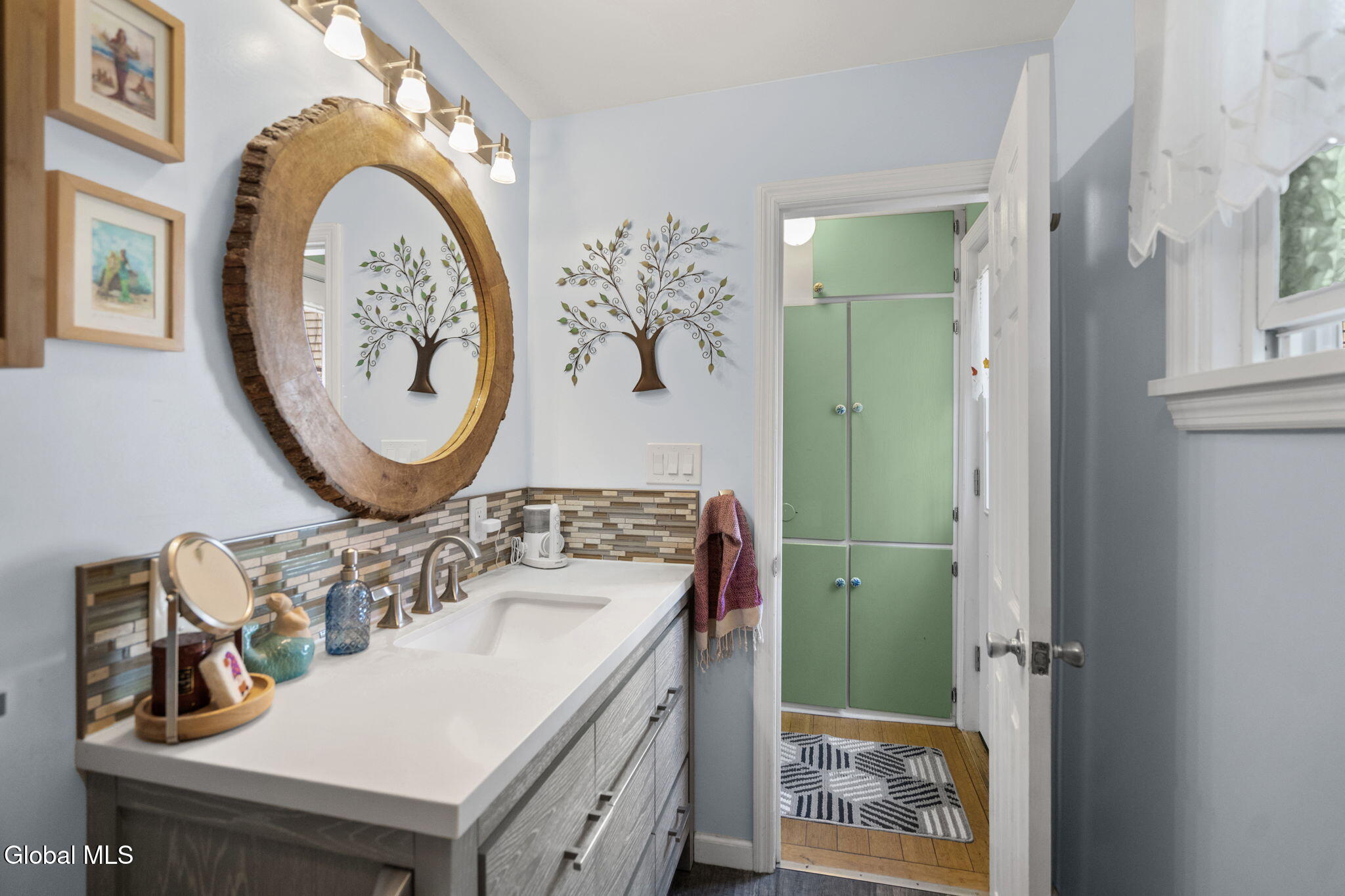 1824 Hillside Avenue Schenectady NY 12309