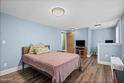 1824 Hillside Avenue Schenectady NY 12309