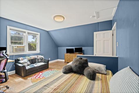 1824 Hillside Avenue Schenectady NY 12309