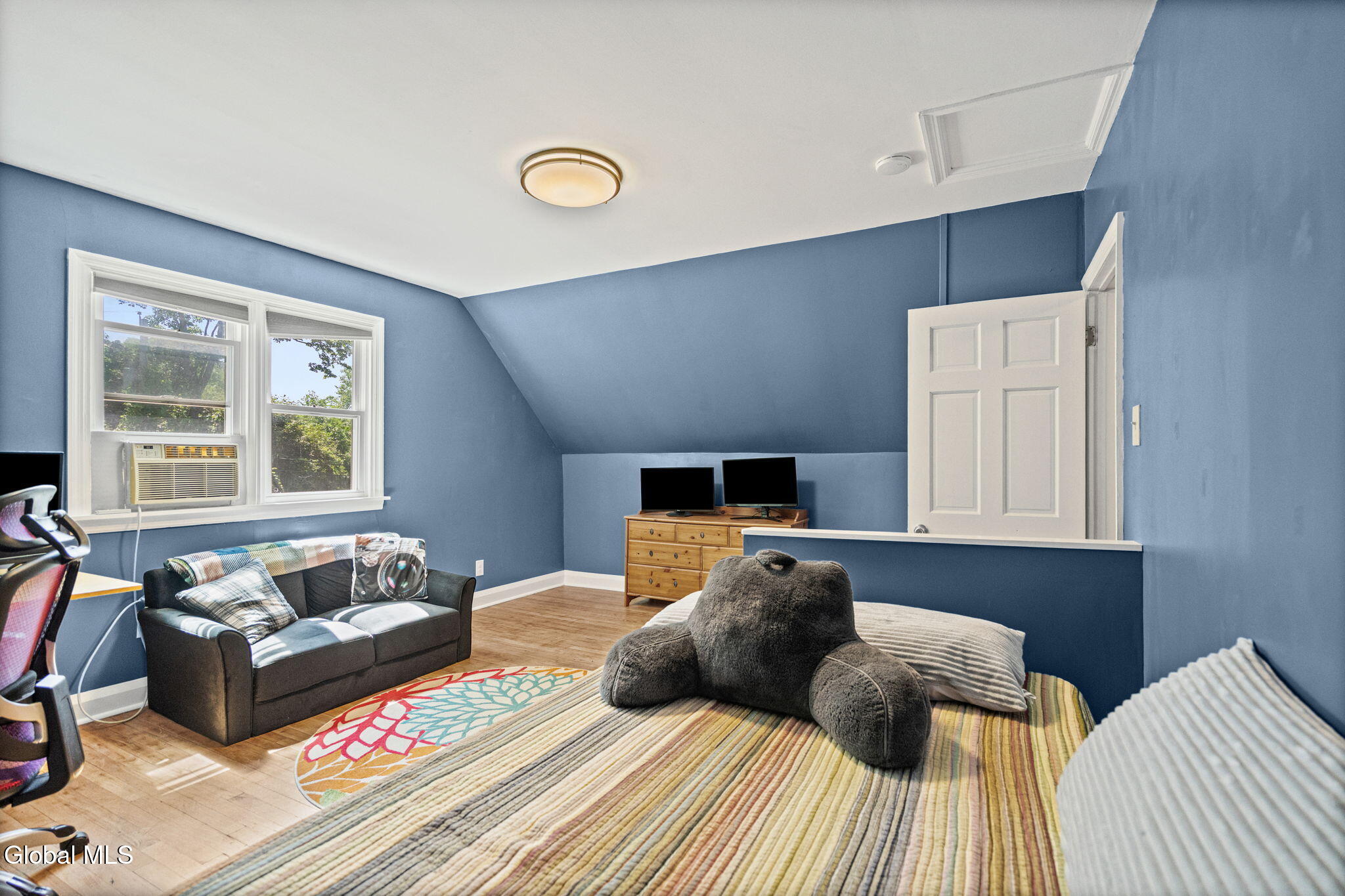 1824 Hillside Avenue Schenectady NY 12309