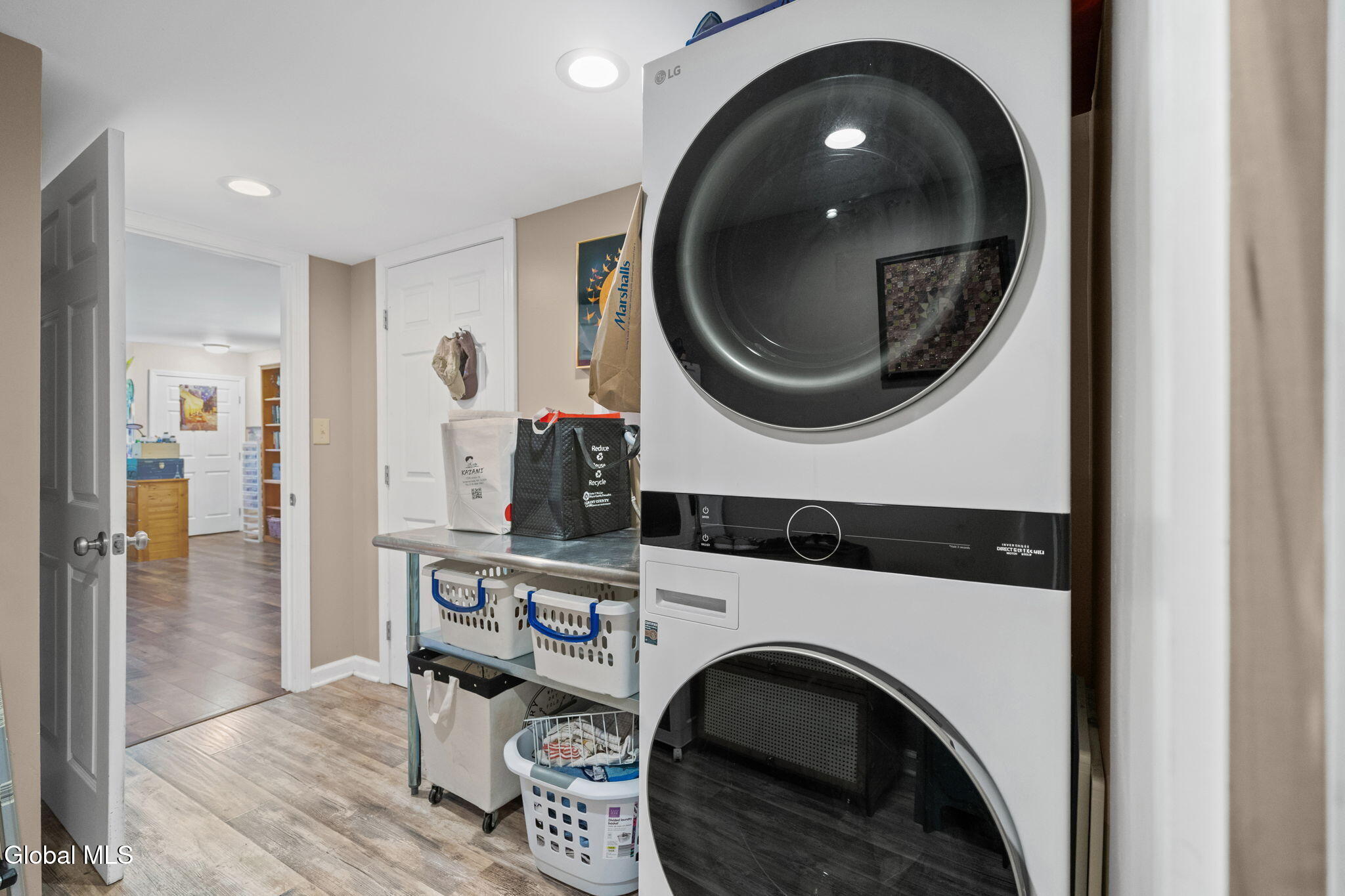 1824 Hillside Avenue Schenectady NY 12309