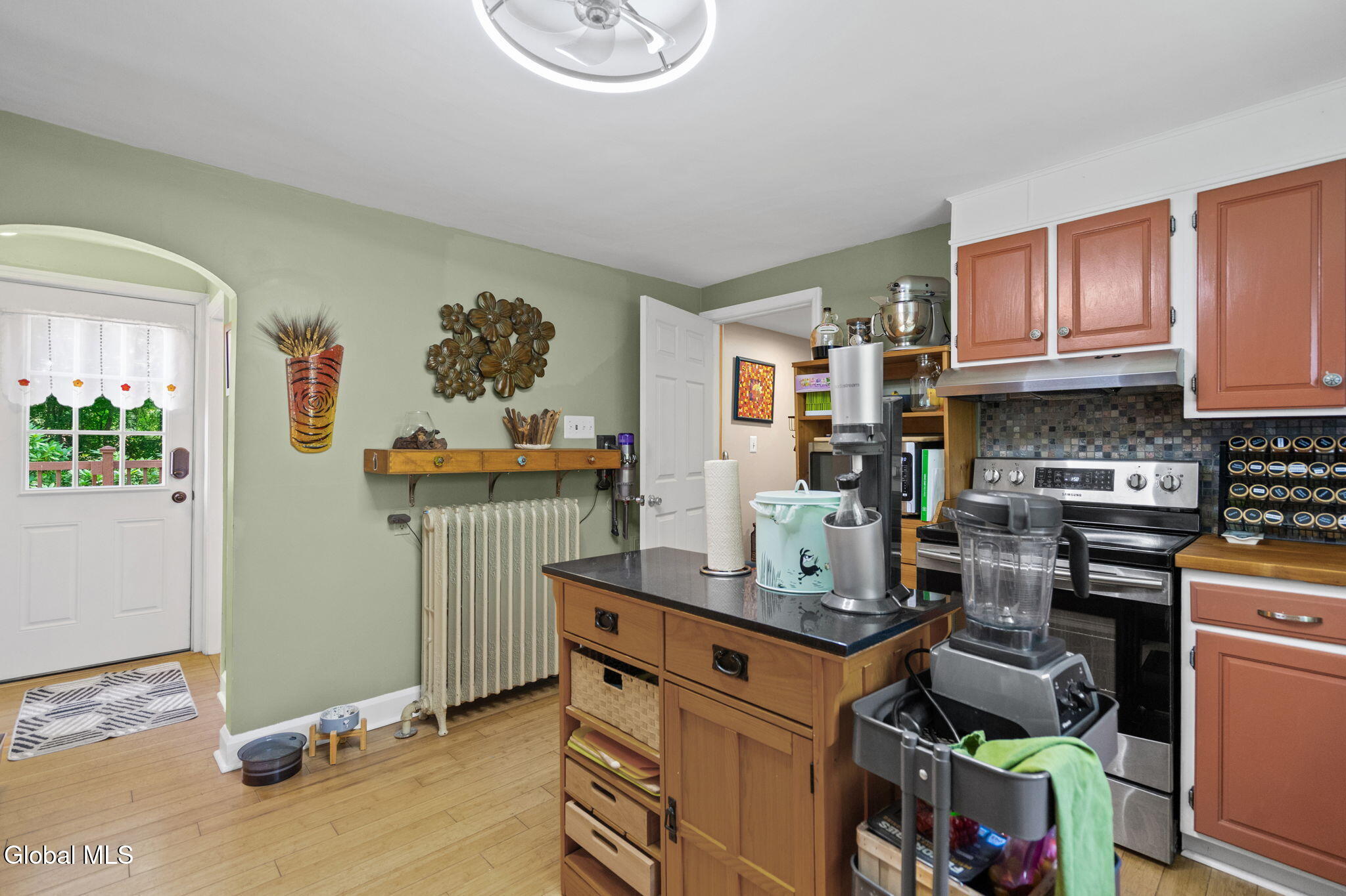 1824 Hillside Avenue Schenectady NY 12309