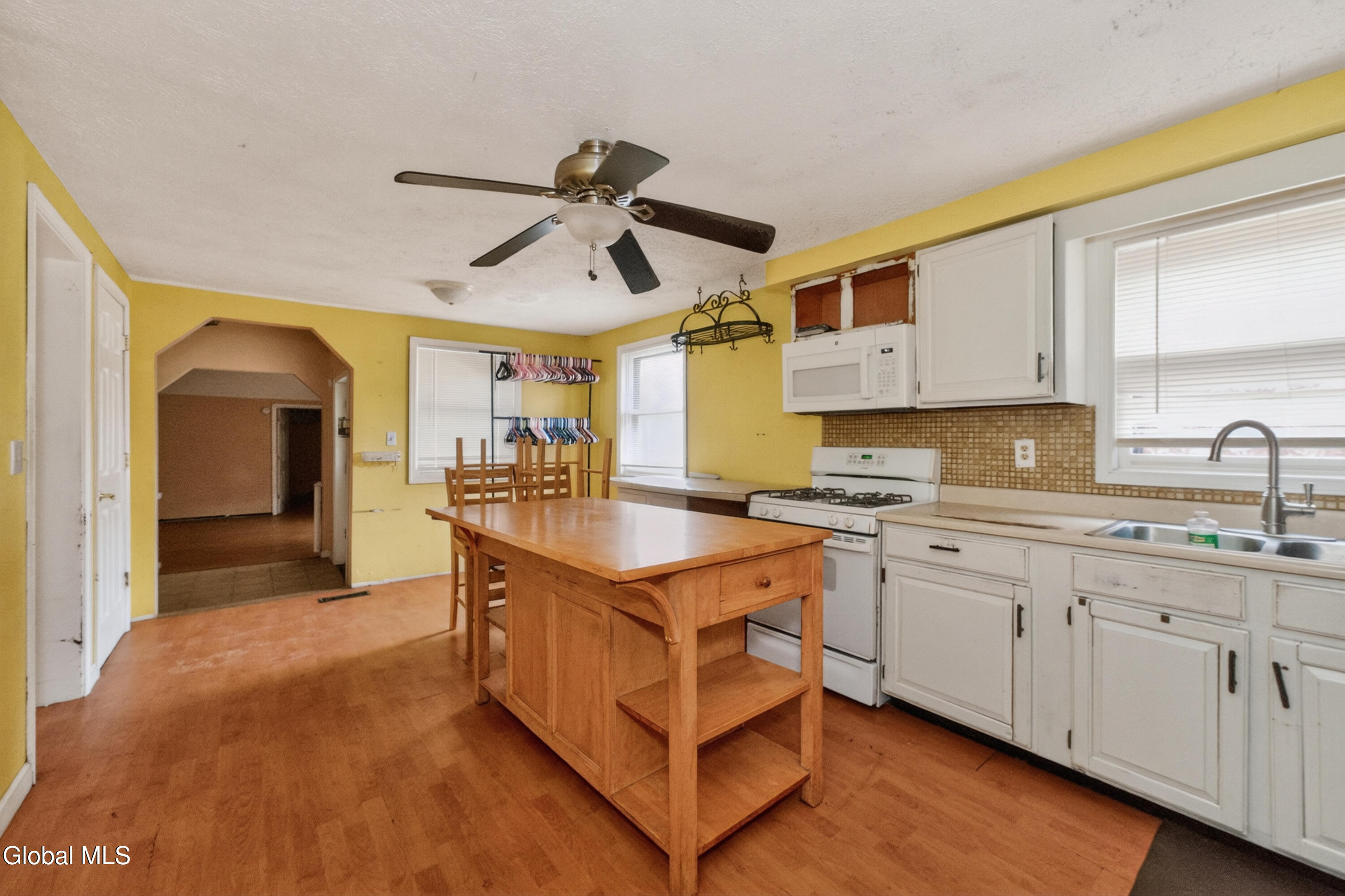 634 State Route 143 Westerlo NY 12193