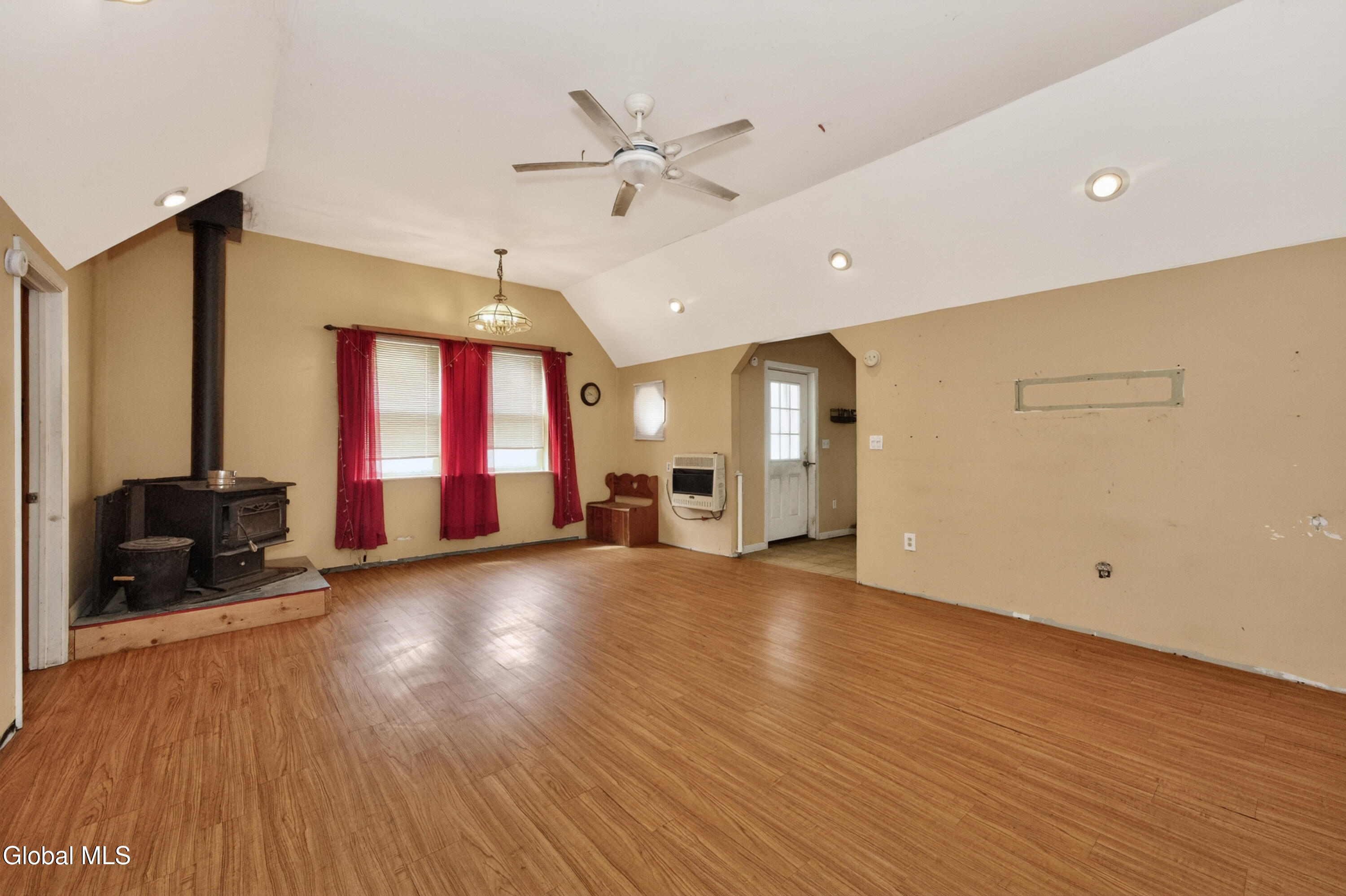 634 State Route 143 Westerlo NY 12193