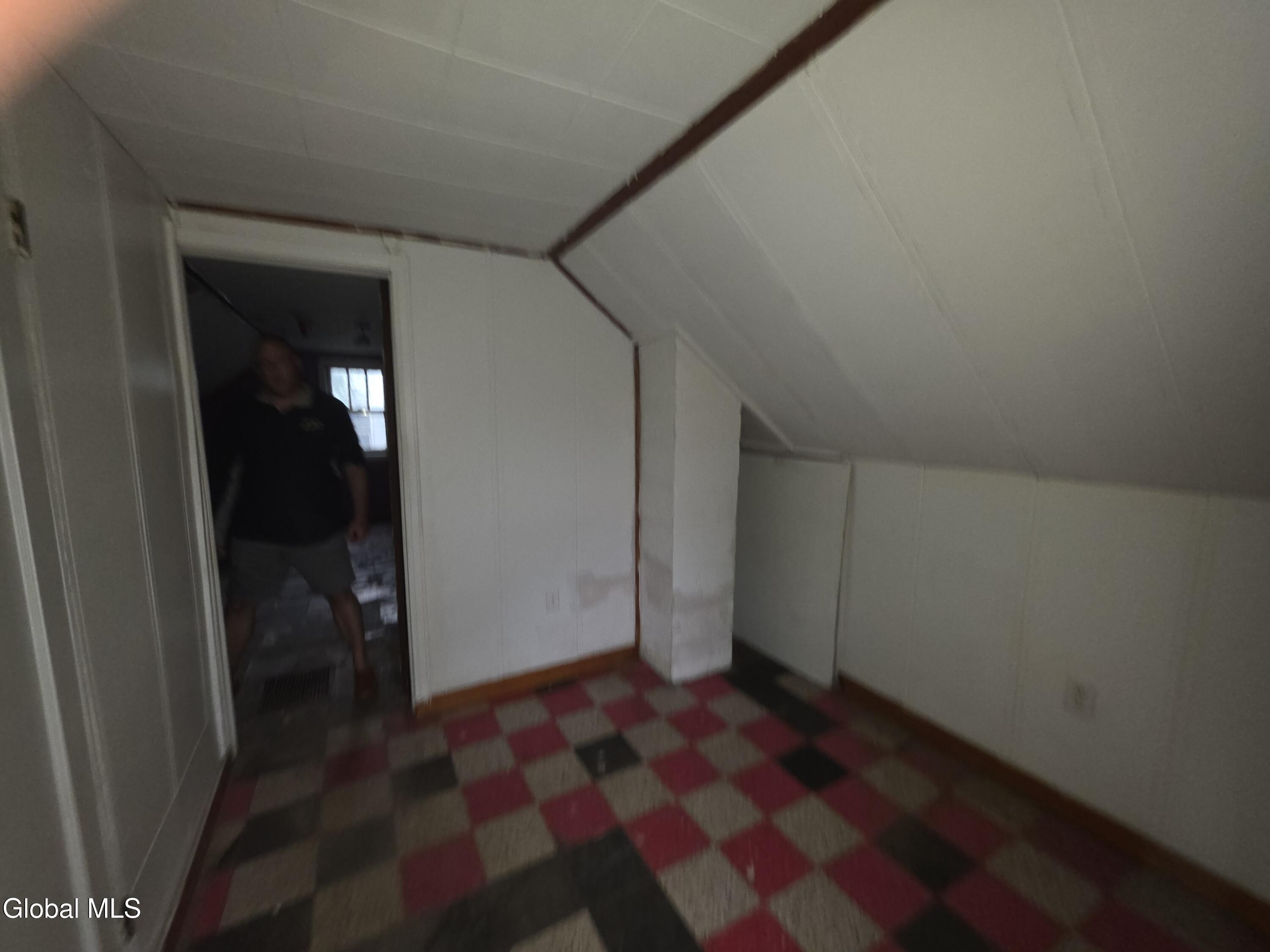 12 Fuller Terrace Colonie NY 12205