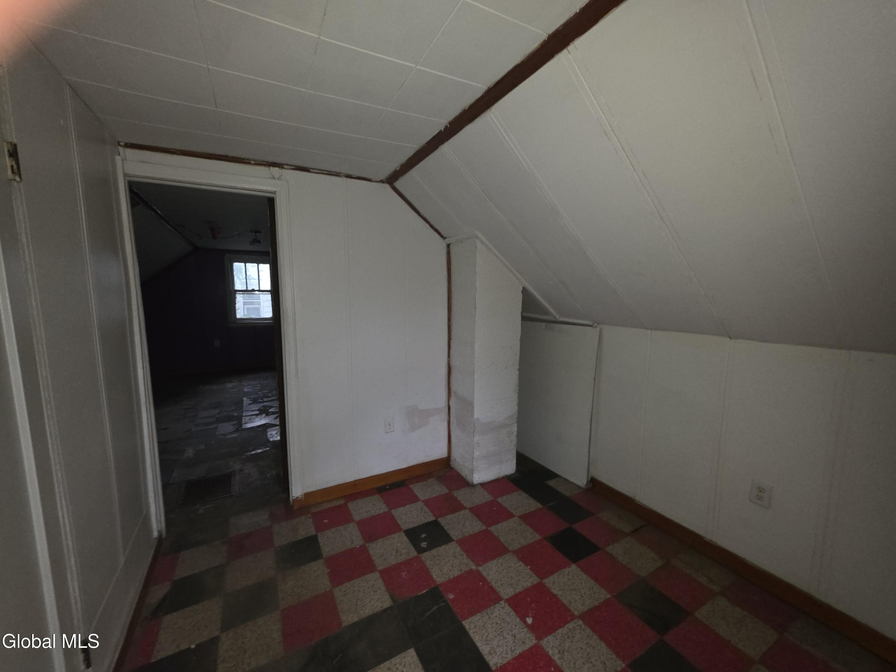 12 Fuller Terrace Colonie NY 12205