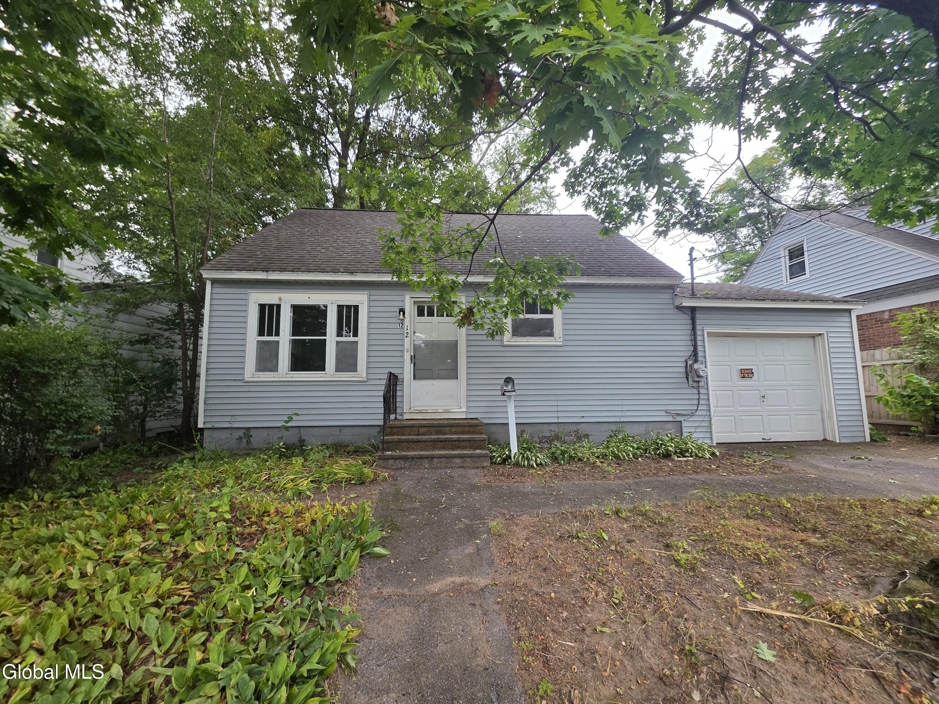 12 Fuller Terrace Colonie NY 12205