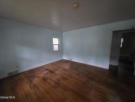 12 Fuller Terrace Colonie NY 12205