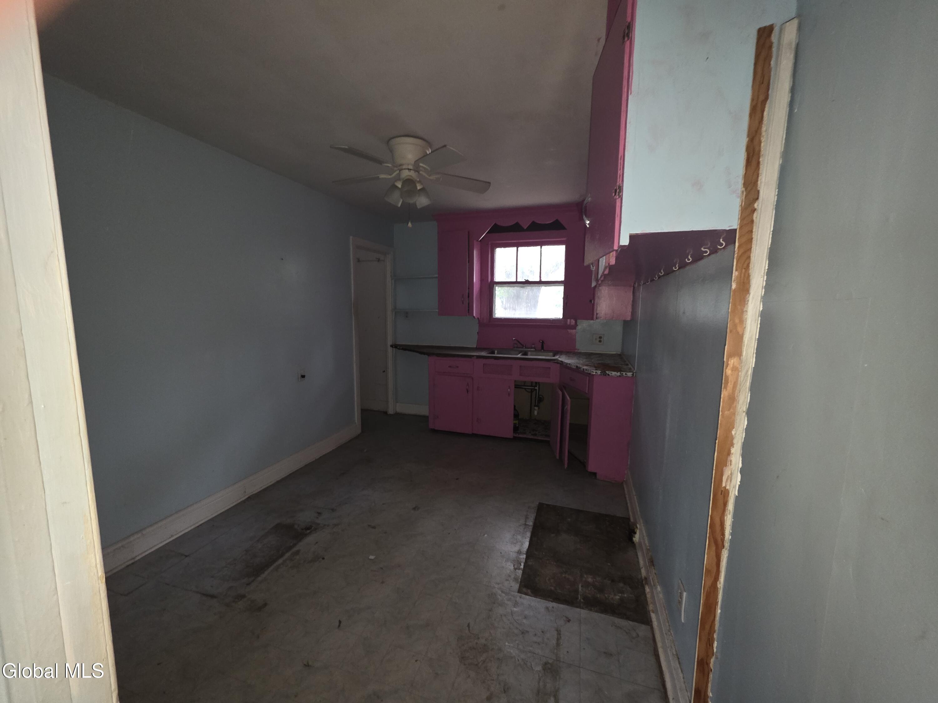 12 Fuller Terrace Colonie NY 12205