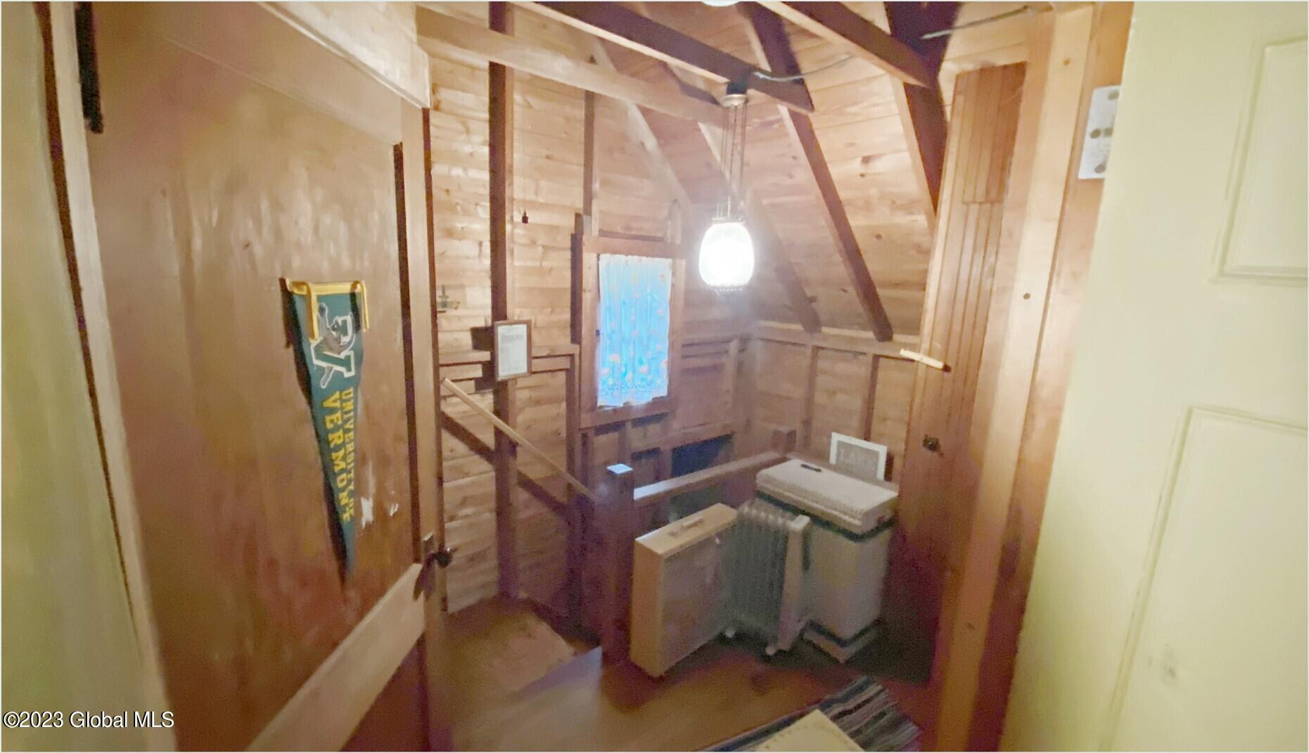 21 Deepwood Drive Ticonderoga NY 12883