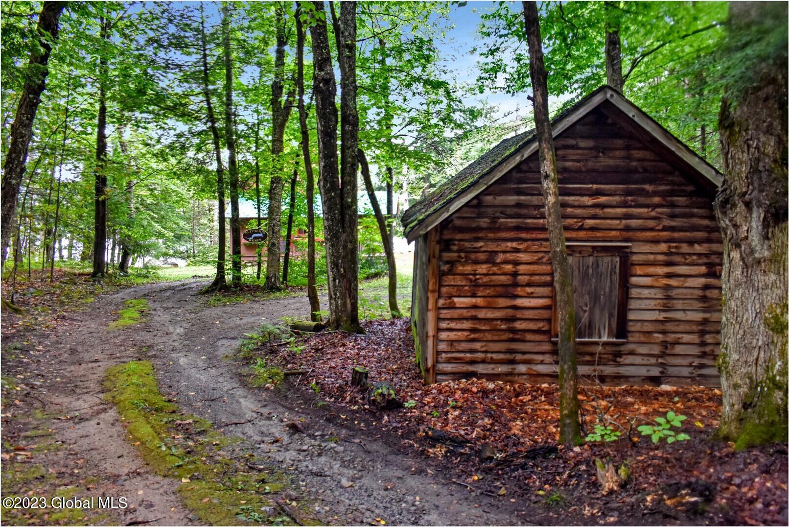 21 Deepwood Drive Ticonderoga NY 12883