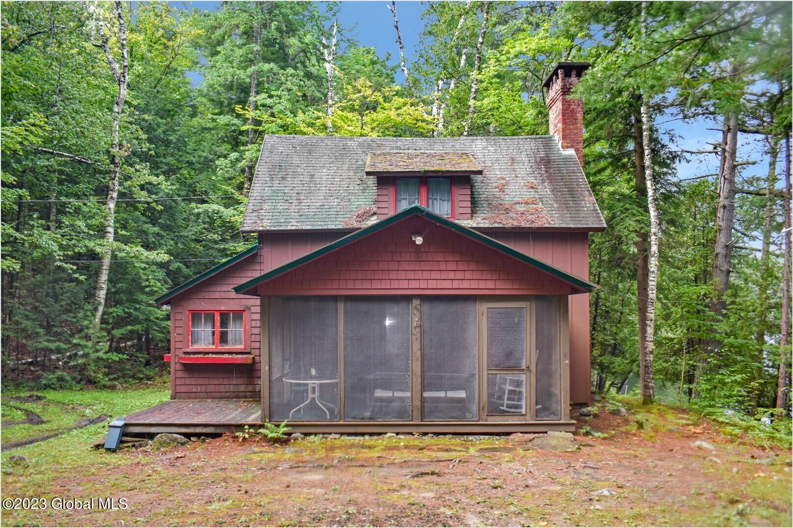 21 Deepwood Drive Ticonderoga NY 12883