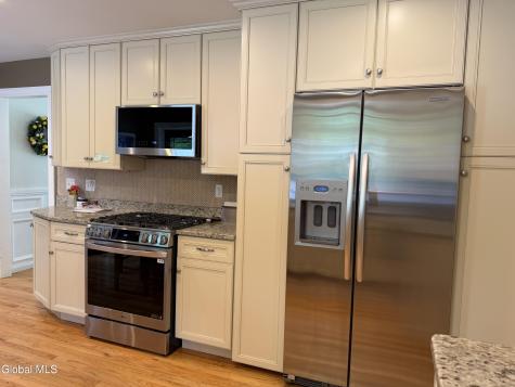21 Heather Drive Gansevoort NY 12831