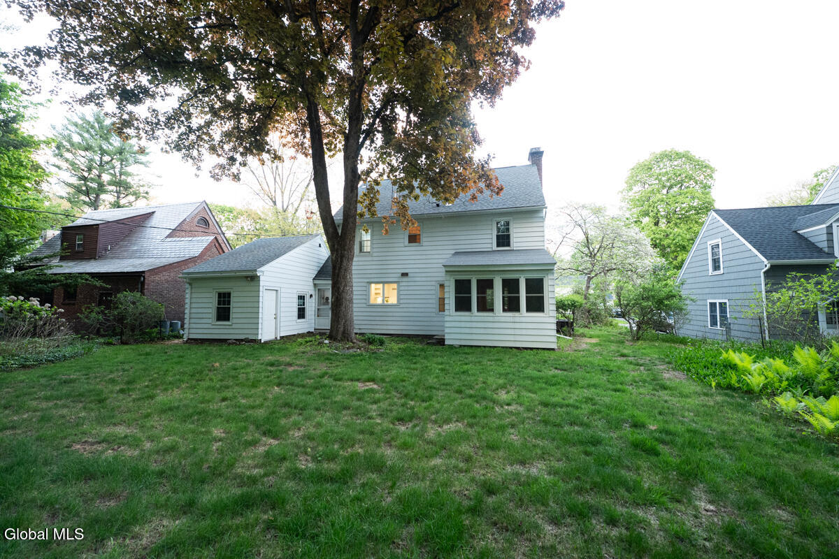 21 Douglas Road Delmar NY 12054