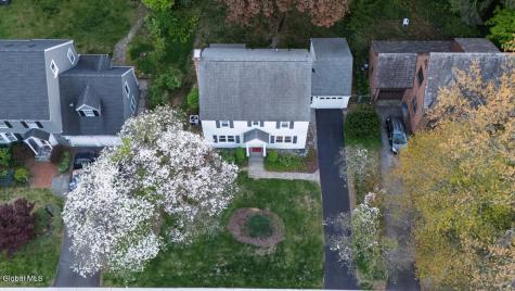 21 Douglas Road Delmar NY 12054