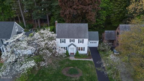21 Douglas Road Delmar NY 12054