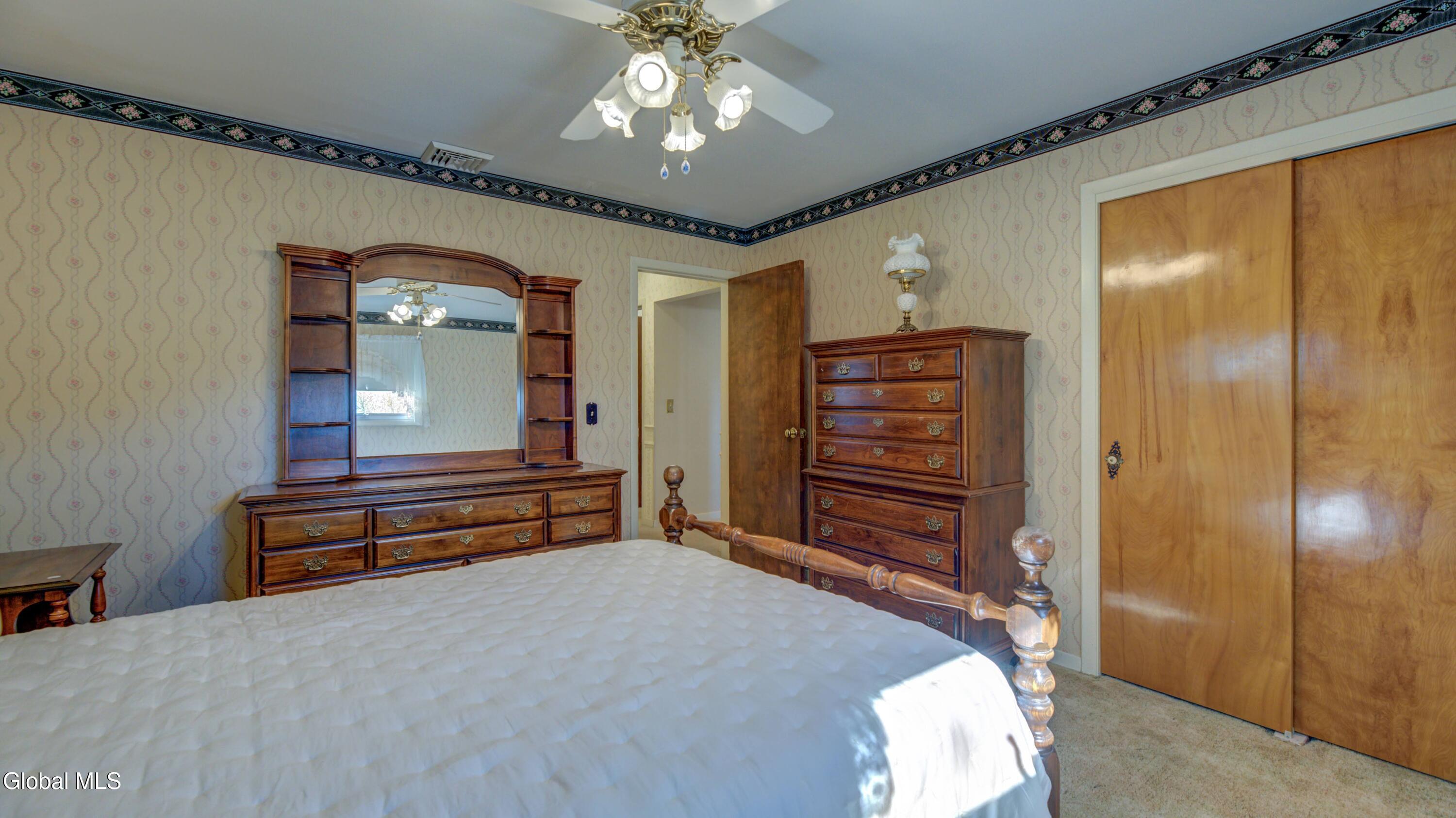 39 Northern Terrace Gloversville NY 12078