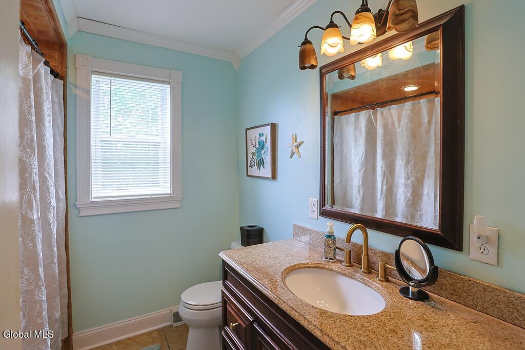 417 Helderview Drive Altamont NY 12009