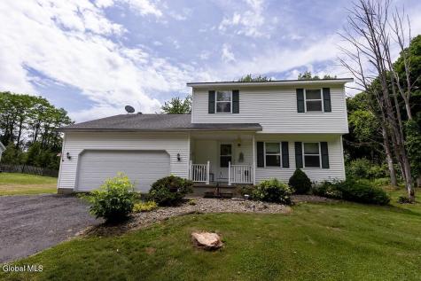 417 Helderview Drive Altamont NY 12009