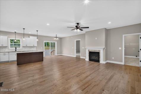 10 Wolfe Road Queensbury NY 12804