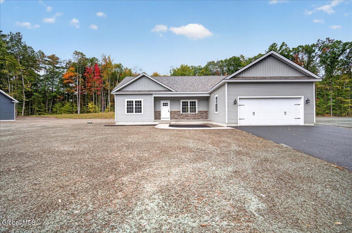 10 Wolfe Road Queensbury NY 12804
