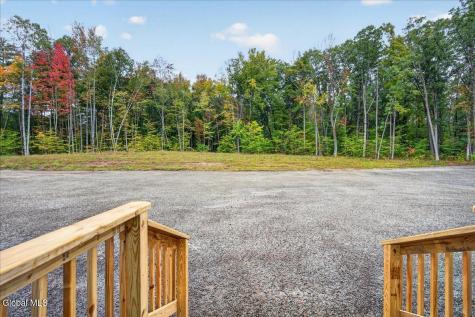 10 Wolfe Road Queensbury NY 12804