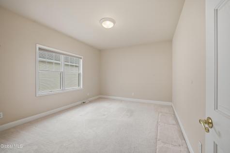 6 Cheshire Way Loudonville NY 12211
