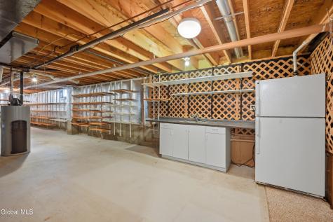 6 Cheshire Way Loudonville NY 12211