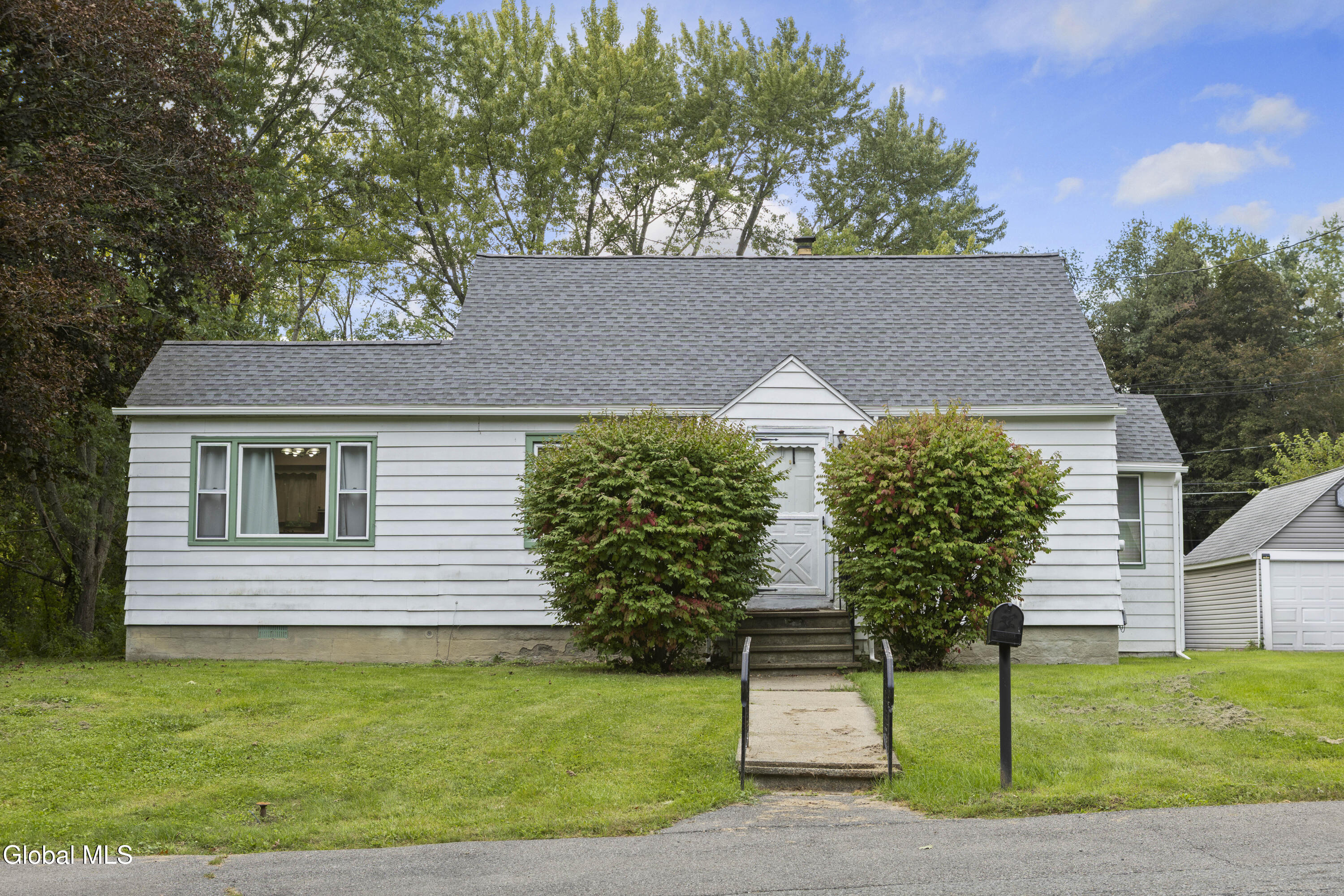 1 Clinton Avenue Waterford NY 12188
