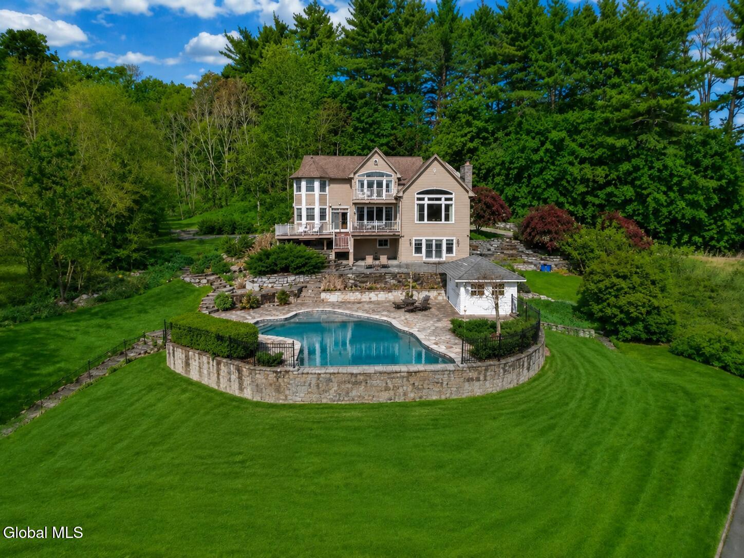 248 Van Wies Point Road Glenmont NY 12077