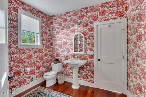 248 Van Wies Point Road Glenmont NY 12077