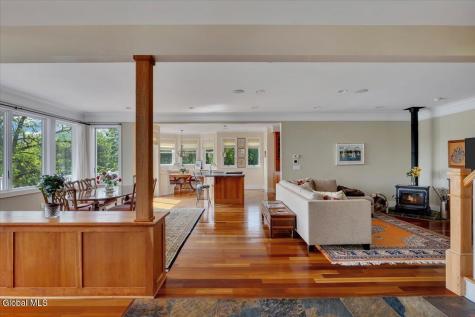 248 Van Wies Point Road Glenmont NY 12077