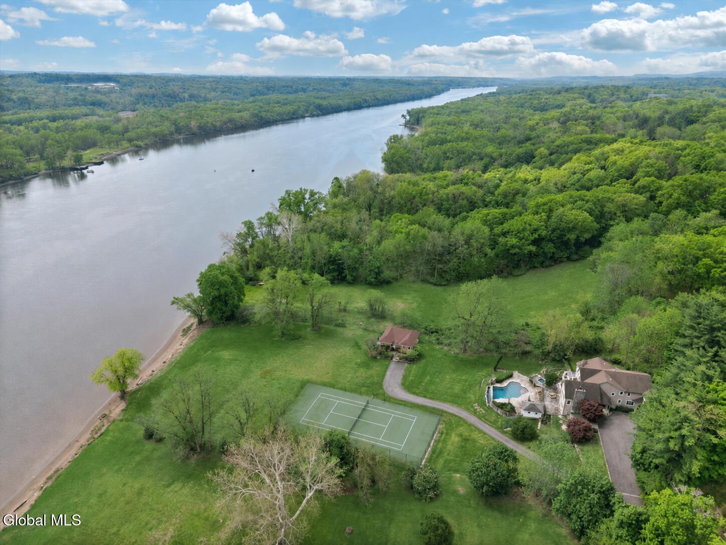 248 Van Wies Point Road Glenmont NY 12077