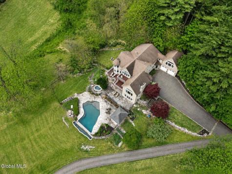 248 Van Wies Point Road Glenmont NY 12077