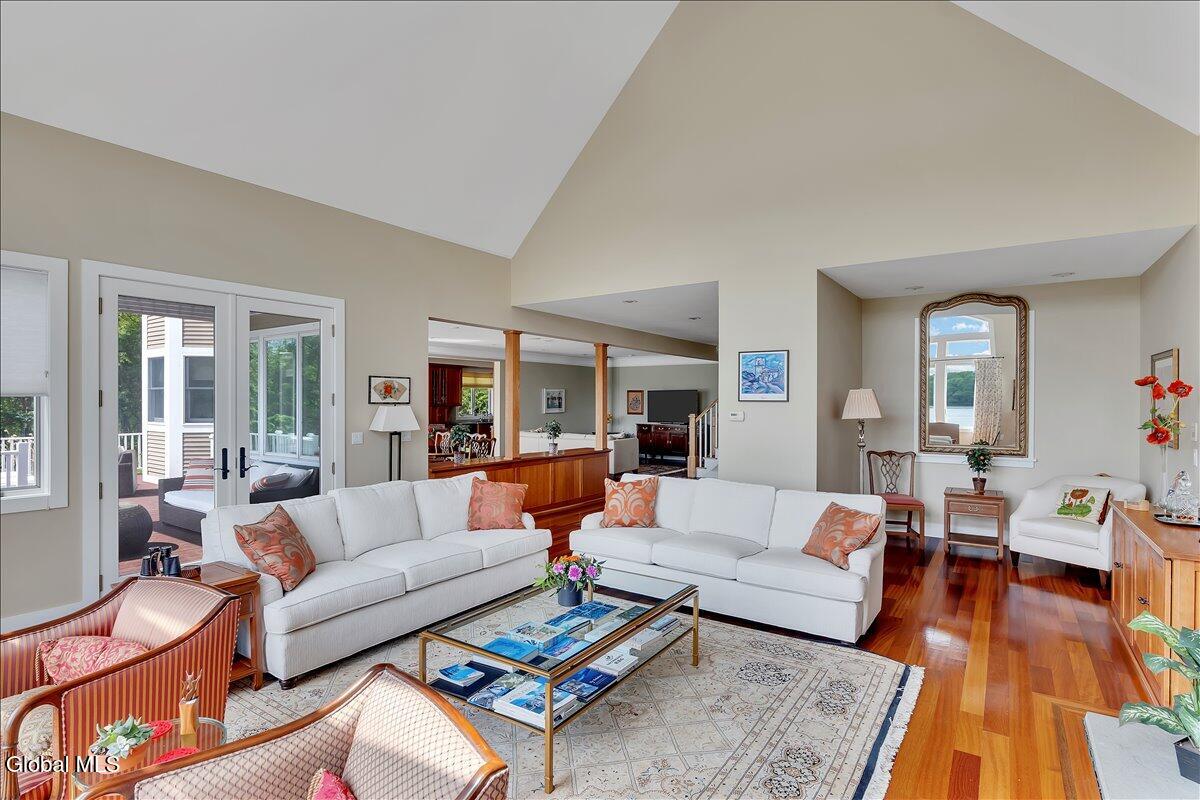 248 Van Wies Point Road Glenmont NY 12077