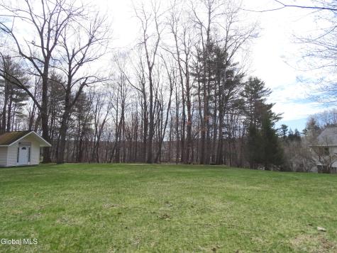 51 Thrush Terrace East Greenbush NY 12061