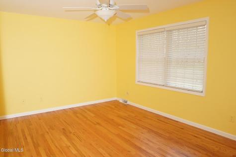 51 Thrush Terrace East Greenbush NY 12061