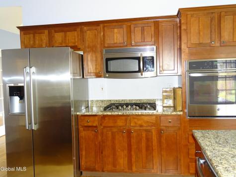 51 Thrush Terrace East Greenbush NY 12061