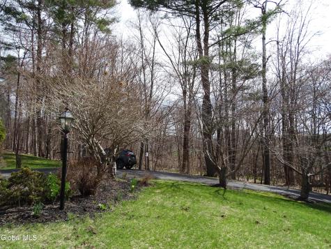 51 Thrush Terrace East Greenbush NY 12061