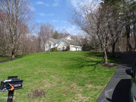 51 Thrush Terrace East Greenbush NY 12061