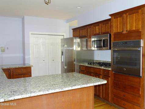 51 Thrush Terrace East Greenbush NY 12061