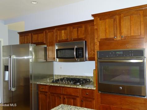 51 Thrush Terrace East Greenbush NY 12061