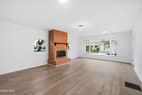 2 Glenwood Street Albany NY 12208