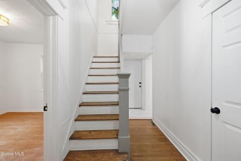 2 Glenwood Street Albany NY 12208