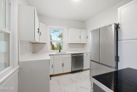 2 Glenwood Street Albany NY 12208