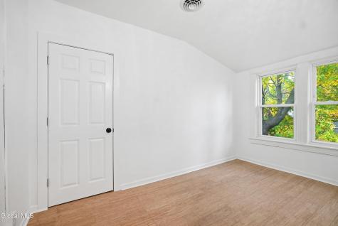 2 Glenwood Street Albany NY 12208