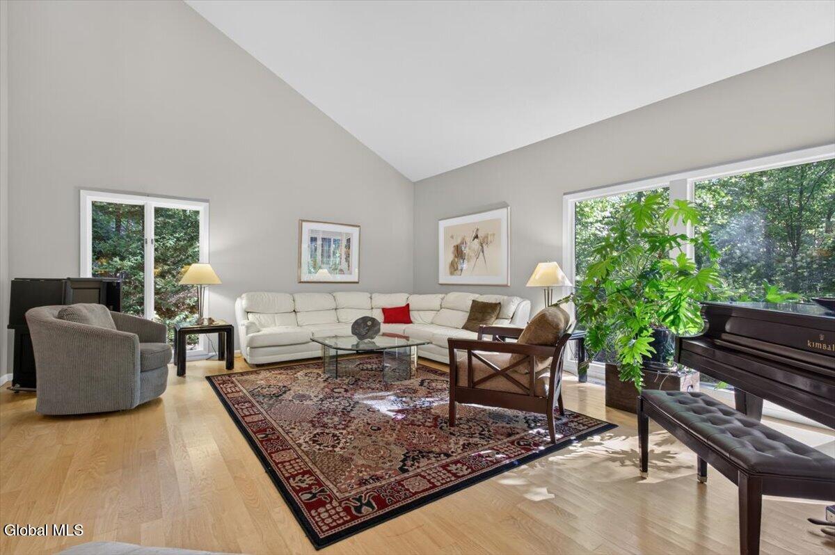 11 Beechridge Road Clifton Park NY 12065