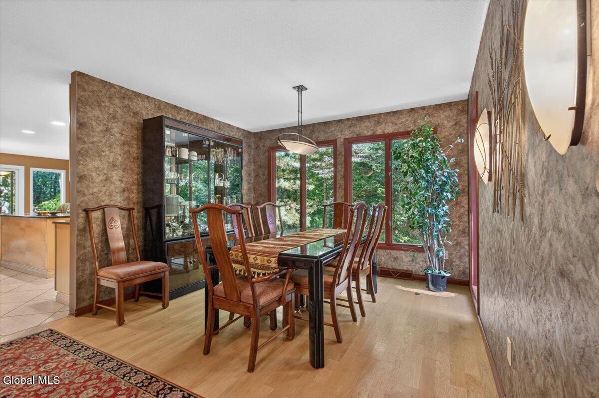 11 Beechridge Road Clifton Park NY 12065