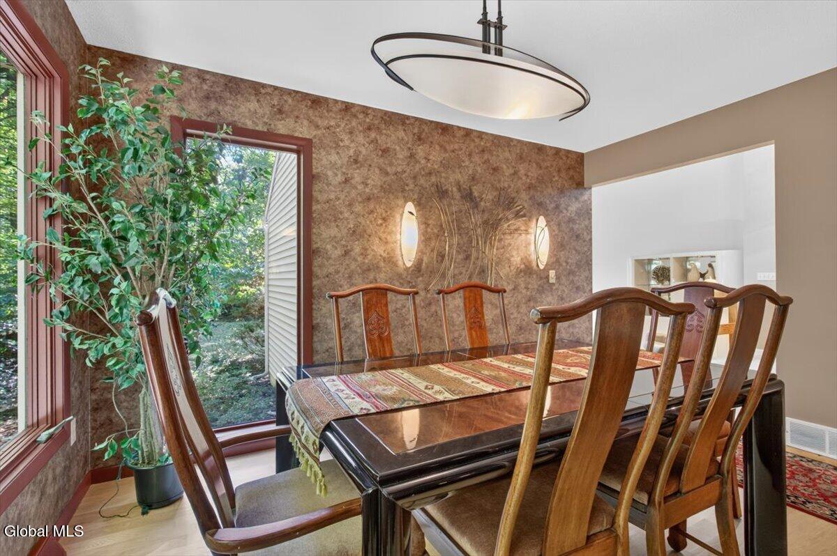 11 Beechridge Road Clifton Park NY 12065