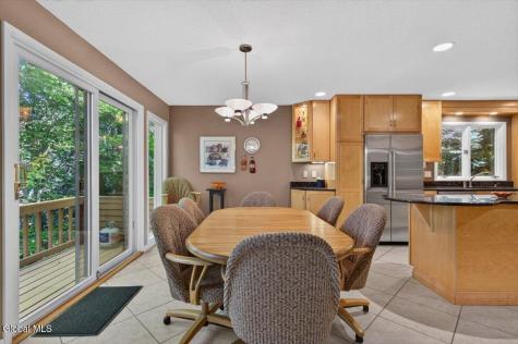 11 Beechridge Road Clifton Park NY 12065